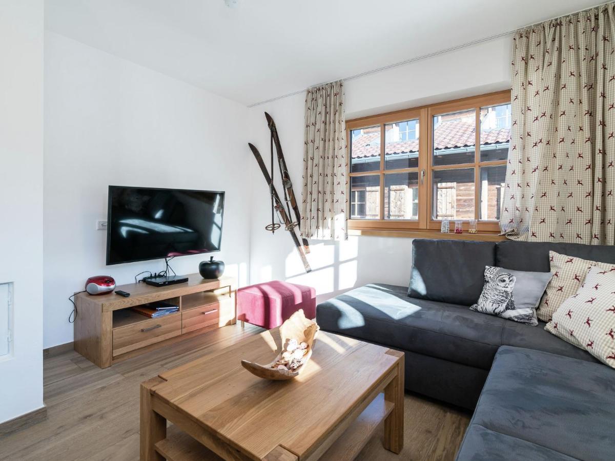 Modern Apartment near Lake in Salzburg Hollersbach im Pinzgau Exterior foto